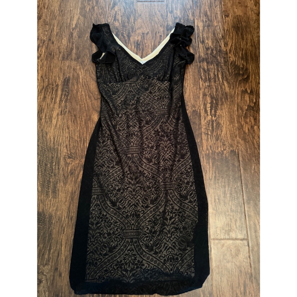 La Belle Vintage Black Flocked Damask Ruffle V-Neck Sheath Dress Size M USA Made